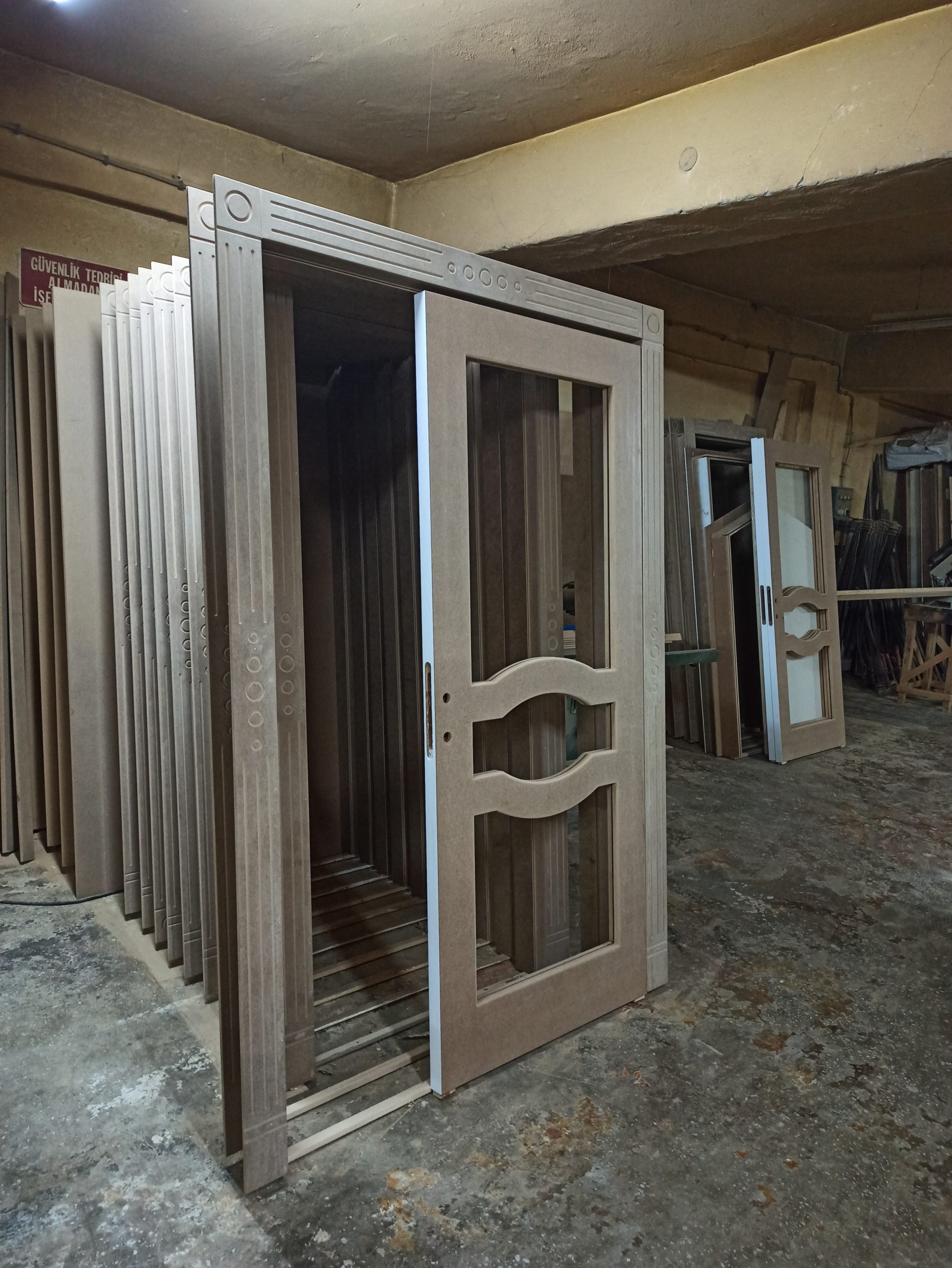 Siteler CNC işlemeli İç Mekan Kapı İmalatı